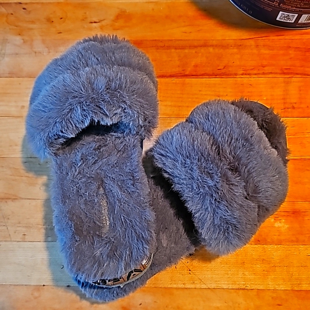 Michael Kors Fuzzy Slides - image 3